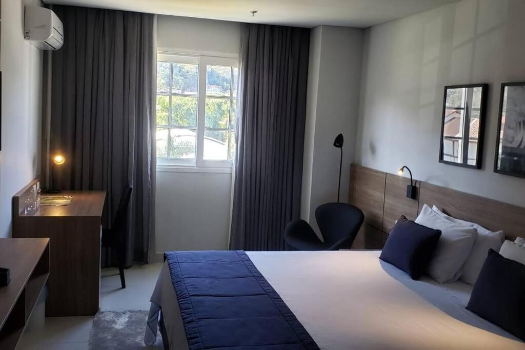 Suite Granja Brasil Alto Padrao เปโตรโปลิส ภายนอก รูปภาพ